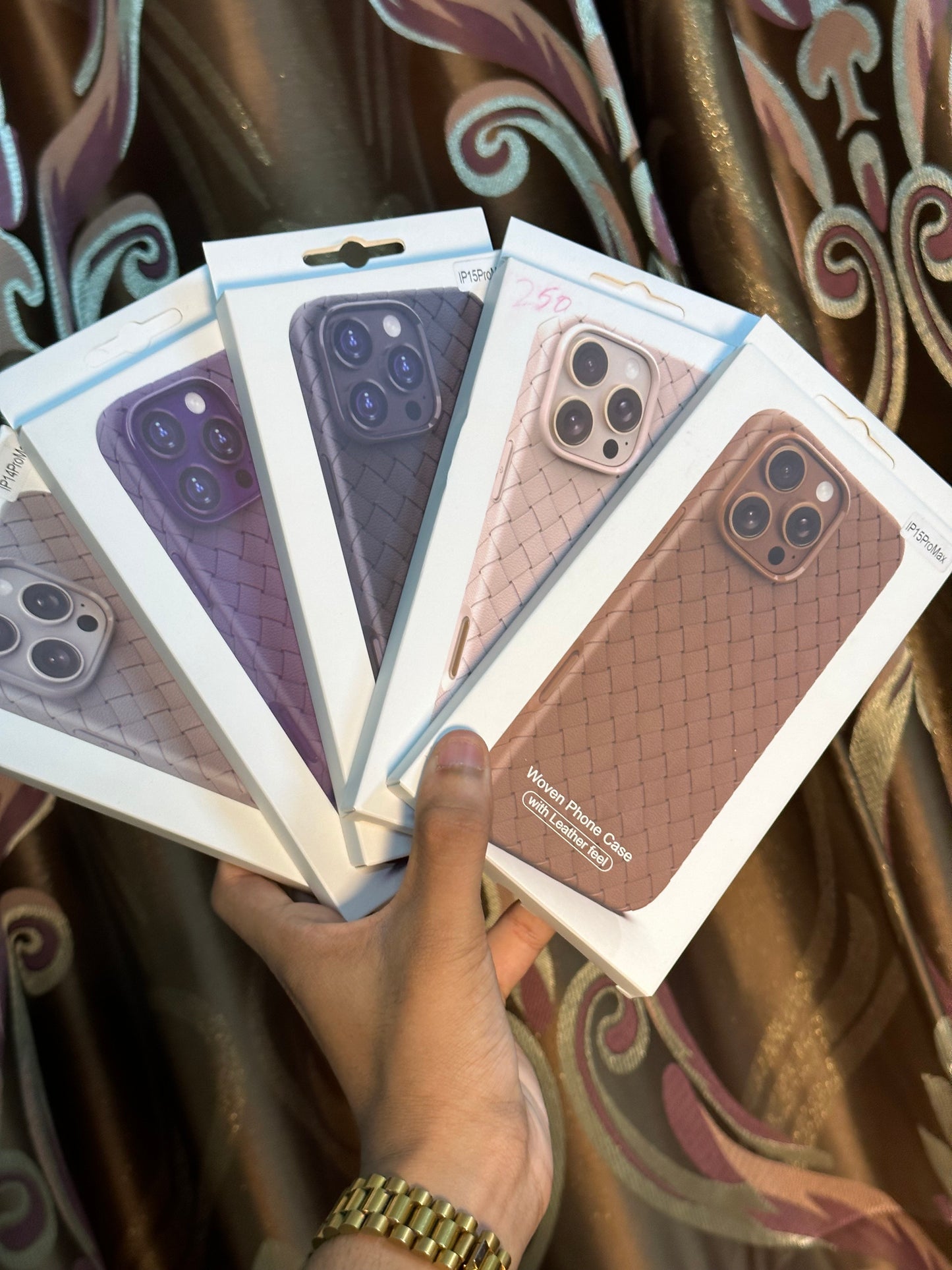 Woven iPhone Case – Sleek Pattern Design