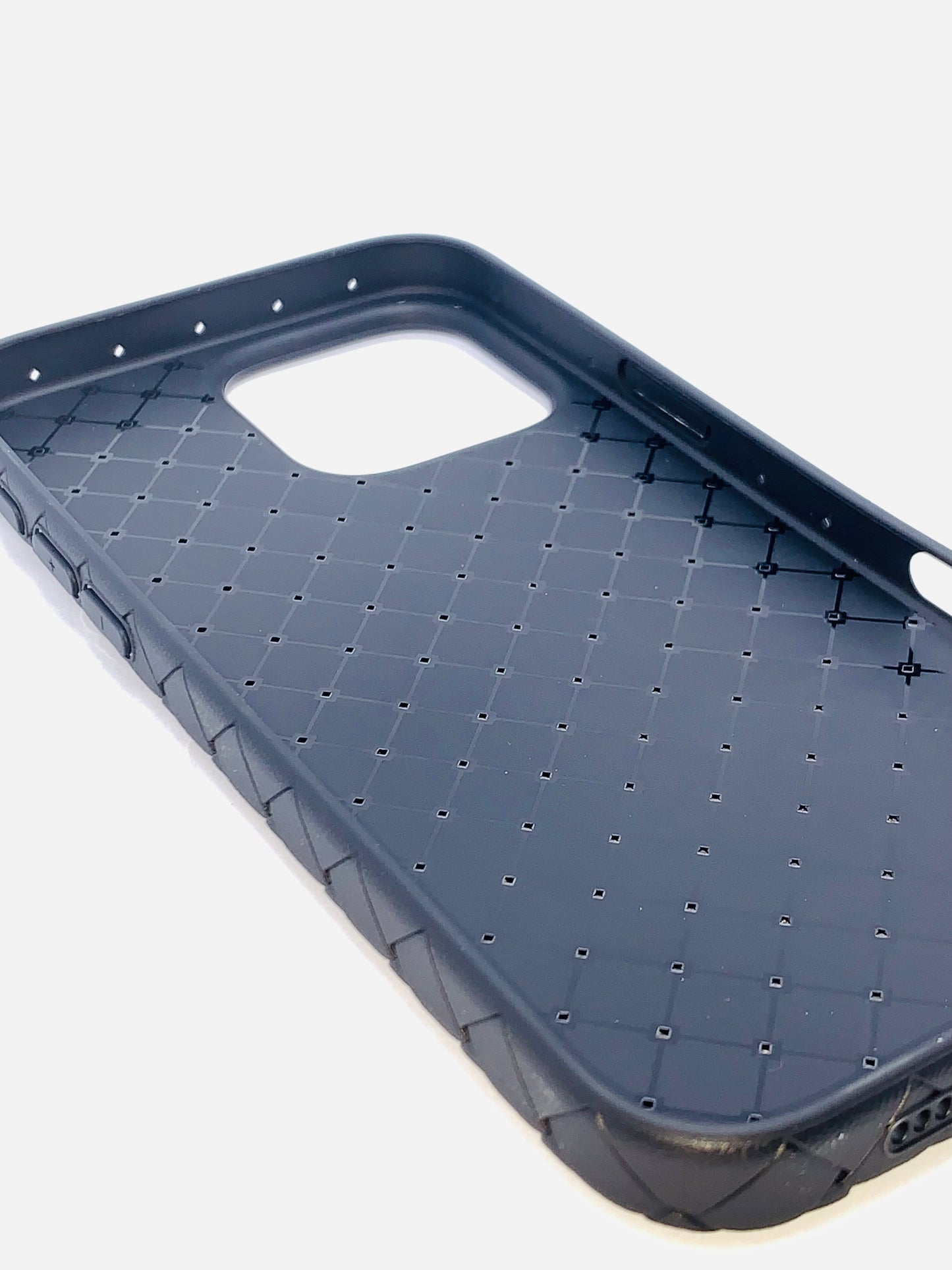 Woven iPhone Case – Sleek Pattern Design